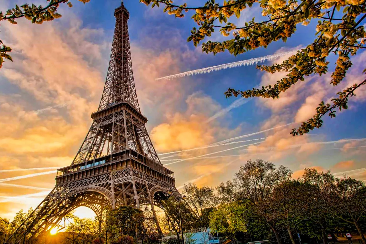 Leia mais sobre o artigo O que fazer em Paris: a cidade do amor e da diversão